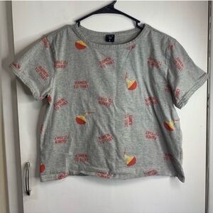 VibeN’ Ramen To That Cropped Graphic Tee Size Large
